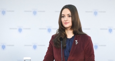 Stire din Politică-Administrație : Reacția Cotroceniului la criza politică / "Deocamdată nu ne aflăm în situația de a schimba Guvernul"