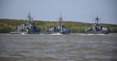 GALERIE FOTO / Exerciții militare pe Dunăre. Navele Flotilei Fluviale au exersat contracararea incursiunilor unor nave fluviale și a forțelor inamice - 6