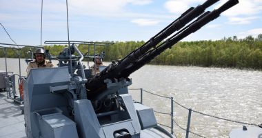 GALERIE FOTO / Exerciții militare pe Dunăre. Navele Flotilei Fluviale au exersat contracararea incursiunilor unor nave fluviale și a forțelor inamice - 5