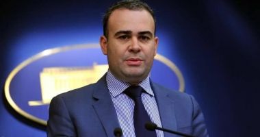 Stire din Politică-Administrație : Darius Vâlcov scapă de o condamnare de 6 ani închisoare pentru corupţie, după ce faptele s-au prescris