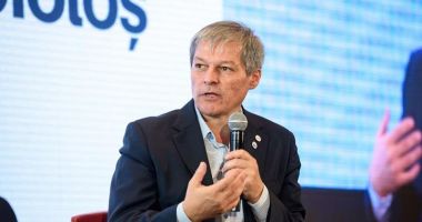 Stire din Politică-Administrație : Dacian Cioloş a anunţat că USR nu merge la consultările de la Cotroceni