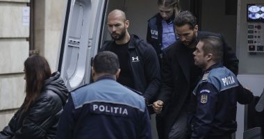 Mașinile de lux ale fraților Tate, ridicate de autoritățile române