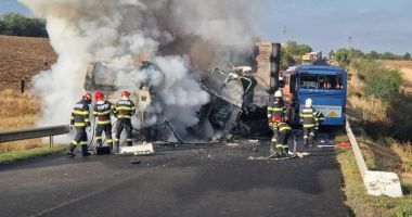 Accident cu un autocar, un microbuz și un TIR! A fost declanșat planul roșu de intervenție - 2