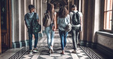 Stire din Eveniment : Asociație studențească din Olanda, suspendată după o excursie șocantă de inițiere la București