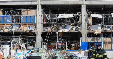 Stire din Eveniment : Explozie la Botoşani/ Cei doi răniţi aduşi la Spitalul Floreasca - în stare gravă; necesită oxigenoterapie în continuare