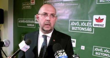 Stire din Politică-Administrație : "Joi vom decide probabil pe cine susține UDMR în turul doi"