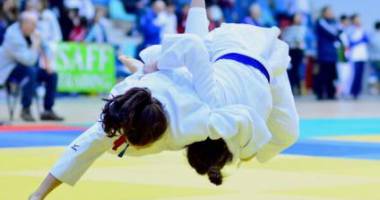 Stire din Sport : Judo: Două medalii de aur pentru România