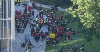 Stire din Eveniment : INCENDIU LONDRA / Mai multe persoane au murit