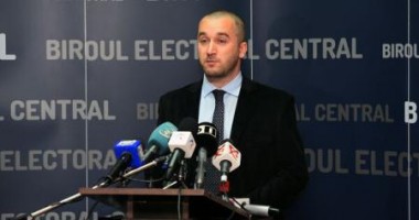 Stire din Politică-Administrație : Decizii de acceptare a candidaturii la Președinție pentru Ponta, Macovei și Iohannis