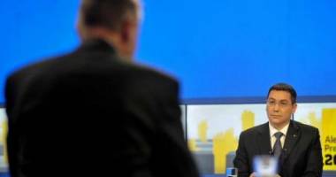 Stire din Politică-Administrație : Eu am văzut în această seară foarte multă poleială și nimic înăuntru