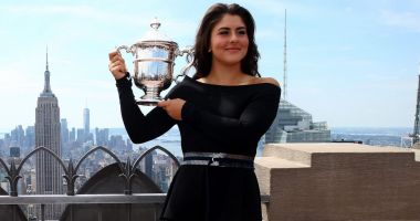 Stire din Sport : Bianca Andreescu, numărul 1 la câștiguri din tenis în 2019