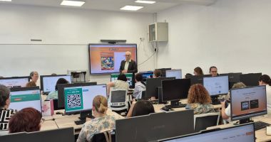 Stire din Cultură-Educație : Atelier privind utilizarea inteligenței artificiale la Liceul Teoretic „Nicolae Bălcescu”