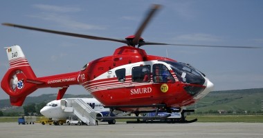 Stire din Eveniment : Butelie explodată într-o locuință din Constanța! Victima, preluată de elicopterul SMURD
