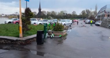 Imagini revoltătoare de pe malul Lacului Tăbăcărie. “Strada nu este coşul nostru de gunoi!” - 2