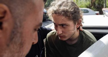Stire din Eveniment : Vlad Pascu, autorul tragediei de la 2 Mai: "Aș da orice să dau timpul înapoi"
