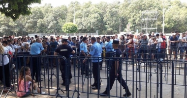 Stire din Eveniment : SCANDAL la Academia de Poliție! Bareme de corectare și TESTE GREȘITE la examenul de admitere