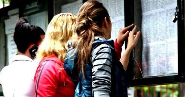 Stire din Cultură-Educație : Comuna în care niciun elev nu a luat bacul! Nici măcar PRIMARUL NU ARE EXAMENUL PROMOVAT, după 2 încercări