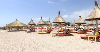 Stire din Social : Val de concedii anulate pe litoral. Greva îi ține pe hotelieri în suspans