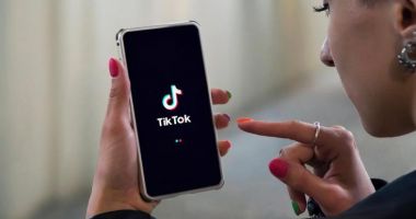 Stire din Actualitate : TikToK cere o întâlnire cu oficiali români ”pentru a corecta percepțiile greșite”