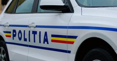 Stire din Eveniment : Scandal într-un imobil din Palas! Un bărbat cu probleme psihice și-a amenințat vecinii cu un cuțit