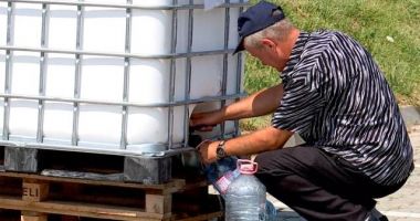 Stire din Actualitate : Apă cu porția din cauza caniculei, în mai multe localități din țară