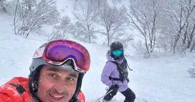 Stire din Actualitate : Român mort într-un accident de schi în Franţa. Laurenţiu plecase din România de 20 de ani