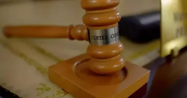 Stire din Actualitate : Contestația făcută de Nicușor Dan la CCR, pe Legea Cultelor, respinsă