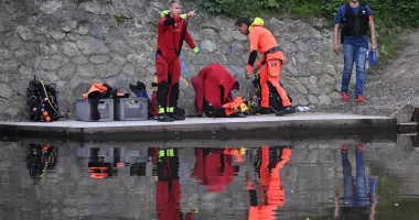 Stire din Actualitate : Detalii terifiante. Băiat de 11 ani, găsit mort cu un prosop în jurul gâtului