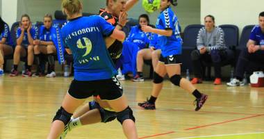 Galerie foto. Handbal feminin: CSU Neptun a învins CSM Slobozia - 6