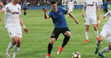 Stire din Sport : Șase fotbaliști  ai Viitorului, convocați  la lotul național  de tineret