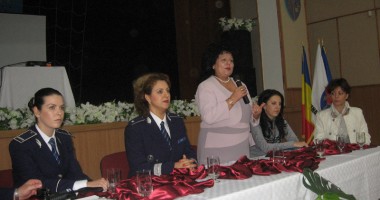 Tinerii din Cumpăna nu lasă violența să-i transforme în infractori - 2