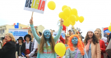Galerie foto. Elevii din Constanța serbează Ziua Europei - 10