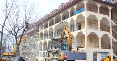 Scandal în Mamaia / Imagini de la demolarea hotelului Histria - 7