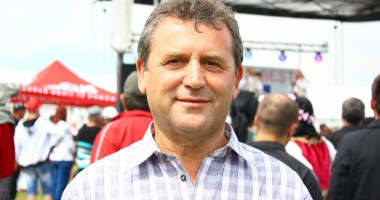 Galerie FOTO / Fiii satului Albești s-au reunit  la petrecerea organizată  de primarul Gheorghe Moldovan - 11