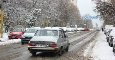 IMAGINI DE BASM / Prima ninsoare din această iarnă la Constanța - 9