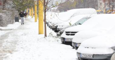 IMAGINI DE BASM / Prima ninsoare din această iarnă la Constanța - 15