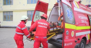 Poliția și descarcerarea, la Școala nr. 31 din Constanța (GALERIE FOTO) - 8