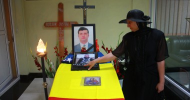 Constănțeanul mort în atentatul din Afganistan a fost adus acasă / Galerie foto - 2