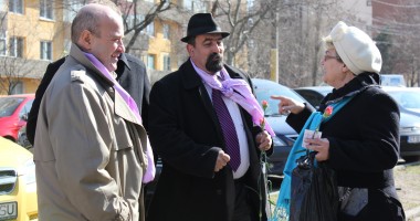 Partidul Poporului a dăruit flori și mărțișoare constănțencelor  GALERIE FOTO - 7