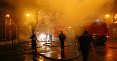 Galerie FOTO / Flăcările iadului la restaurantul Beirut. Trei fete au ars de vii! - 6