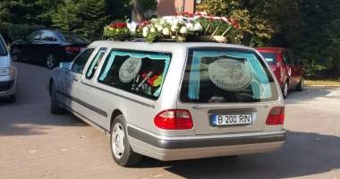GALERIE FOTO / Nicolae Mărășescu, condus pe ultimul drum. Elena Frîncu prezentă la ceremonia religioasă - 5