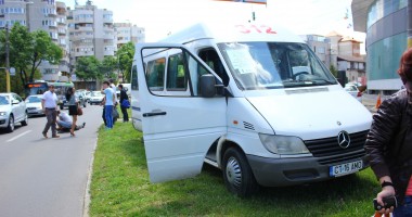 Galerie FOTO / Accident rutier în fața Spitalului Militar - UPDATE - 3