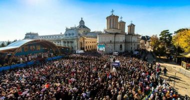 Pelerinaj Sf. Dumitru. Un credincios a stat de 2 ori la coadă, pentru 2 boli