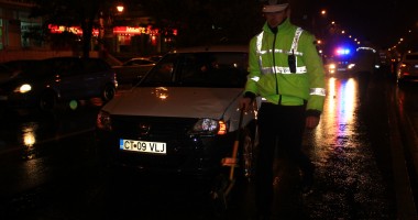 Galerie FOTO. Accident rutier grav în Constanța. O femeie a murit strivită sub roțile mașinii - 8