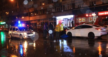 Galerie FOTO. Accident rutier grav în Constanța. O femeie a murit strivită sub roțile mașinii - 13