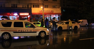 Galerie FOTO. Accident rutier grav în Constanța. O femeie a murit strivită sub roțile mașinii - 5