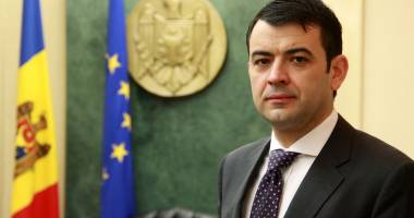 Stire din Actualitate : Premierul Republicii Moldova, audiat de procurori în dosarul legat de diplomele sale de studii