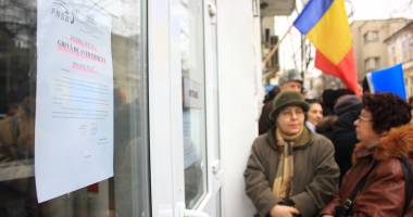 Galerie foto. Grevă de avertisment la Primăria Constanța. Ce solicită angajații - 4