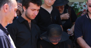 GALERIE FOTO. Constănțeanul mort în atentatul din Afganistan, condus pe ultimul drum - 4
