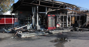 Stire din Eveniment : IMAGINI DEZOLANTE din stațiunea Mamaia, după incendiu (GALERIE FOTO)